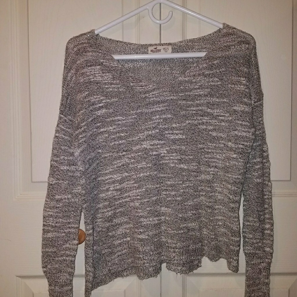Grey crop sweater